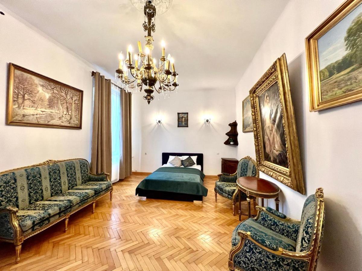 K22 Muzeum Centrum Apartmán *